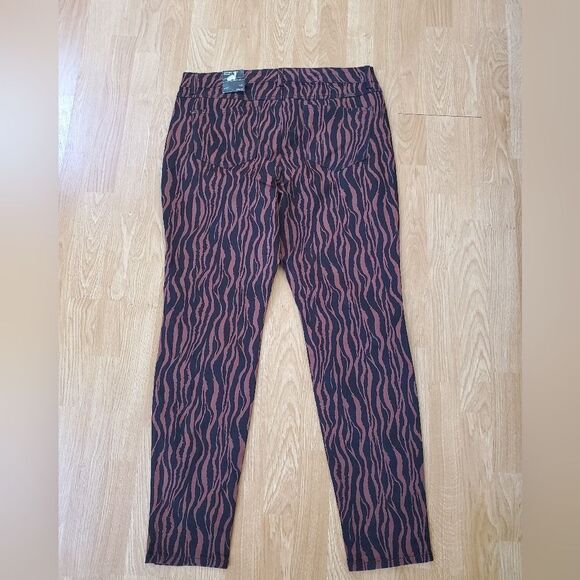 Inc International Concepts Tiger-Print Skinny Jeans sz 16 - Picture 8 of 16